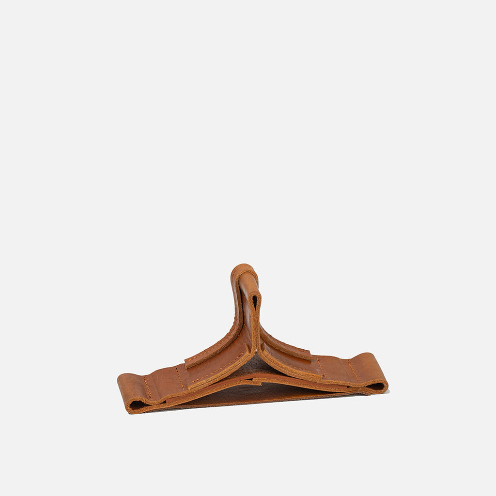 Leather Stand for AirPods Max-2